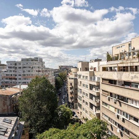 Spacious And Cozy Apartment In Central بوخارست المظهر الخارجي الصورة